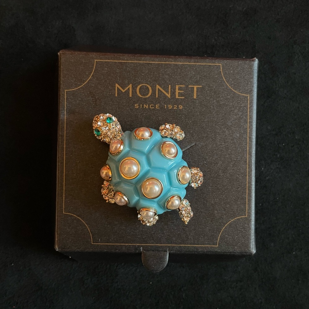 Monet Jewelry Turtle Pin